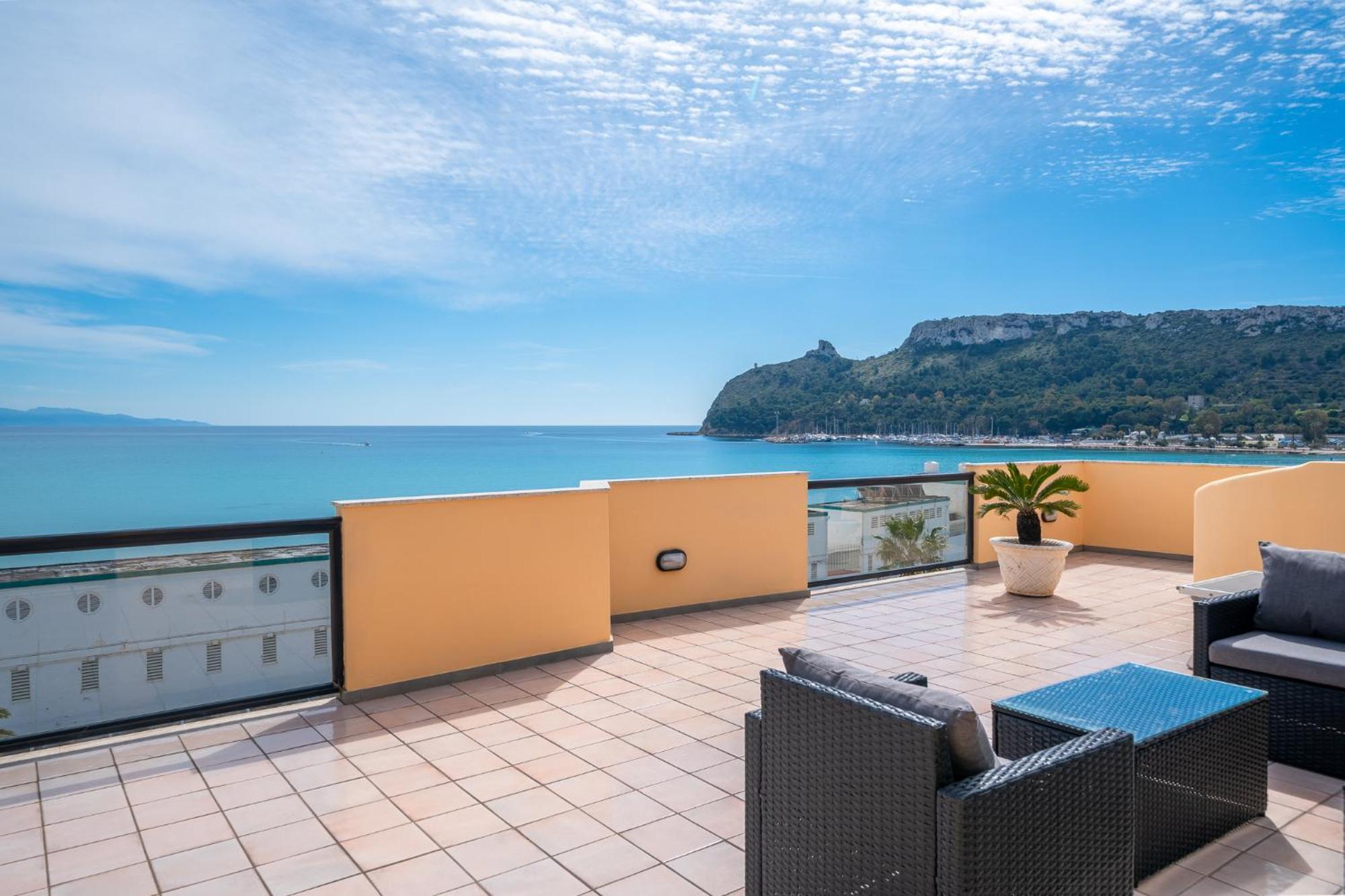 Attico Sul Poetto Apartment Cagliari Exterior foto